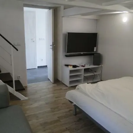 Lazaapartman *
