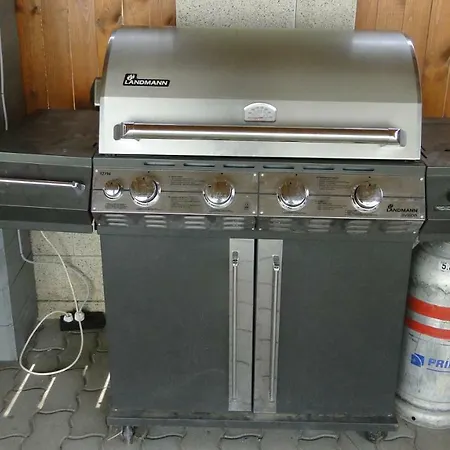 Lazaapartman Apartment *