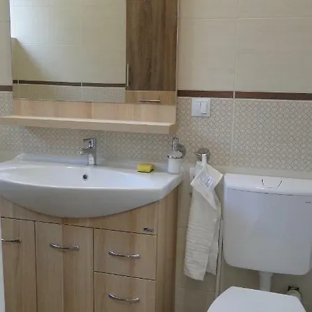 Lazaapartman Apartment *