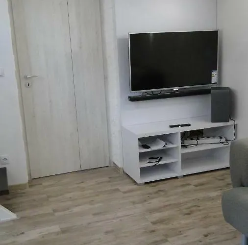 Lazaapartman Apartment *