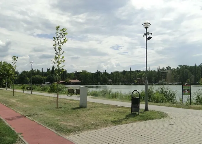 Lazaapartman شقة Nyíregyháza
